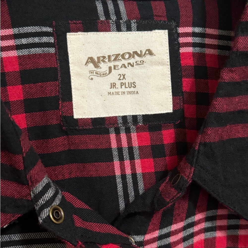 RED PLAID SEQUIN FLANNEL. JUNIOR PLUS LONG SLEEVE LIGHTWEIGHT SPARKLY SHIRT. NWT - Picture 15 of 16